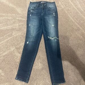 Kancan Denim size 27 great condition !!! Two button waist